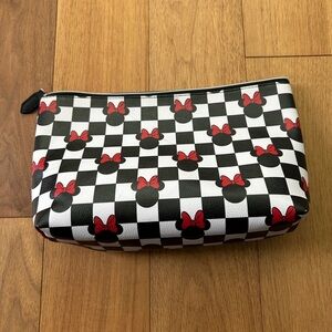 Disney Minnie Mouse Pouch
